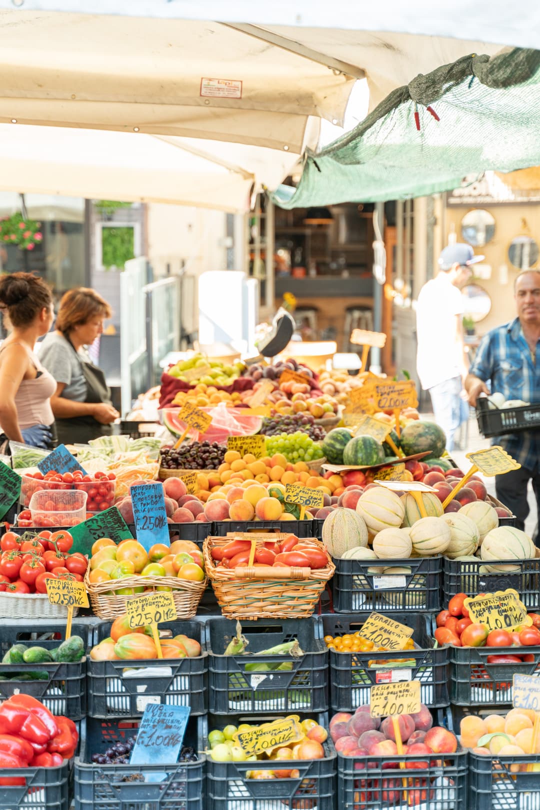 MARKET & FOOD TOUR